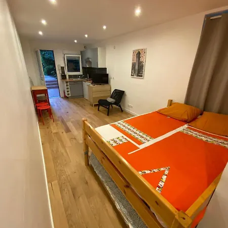 Paris Eiffel Tower Et Disney Apartments, Parkings Gratuits Et Securises, 10 Minutes Metro To Paris Nogent-sur-Seine Exterior foto
