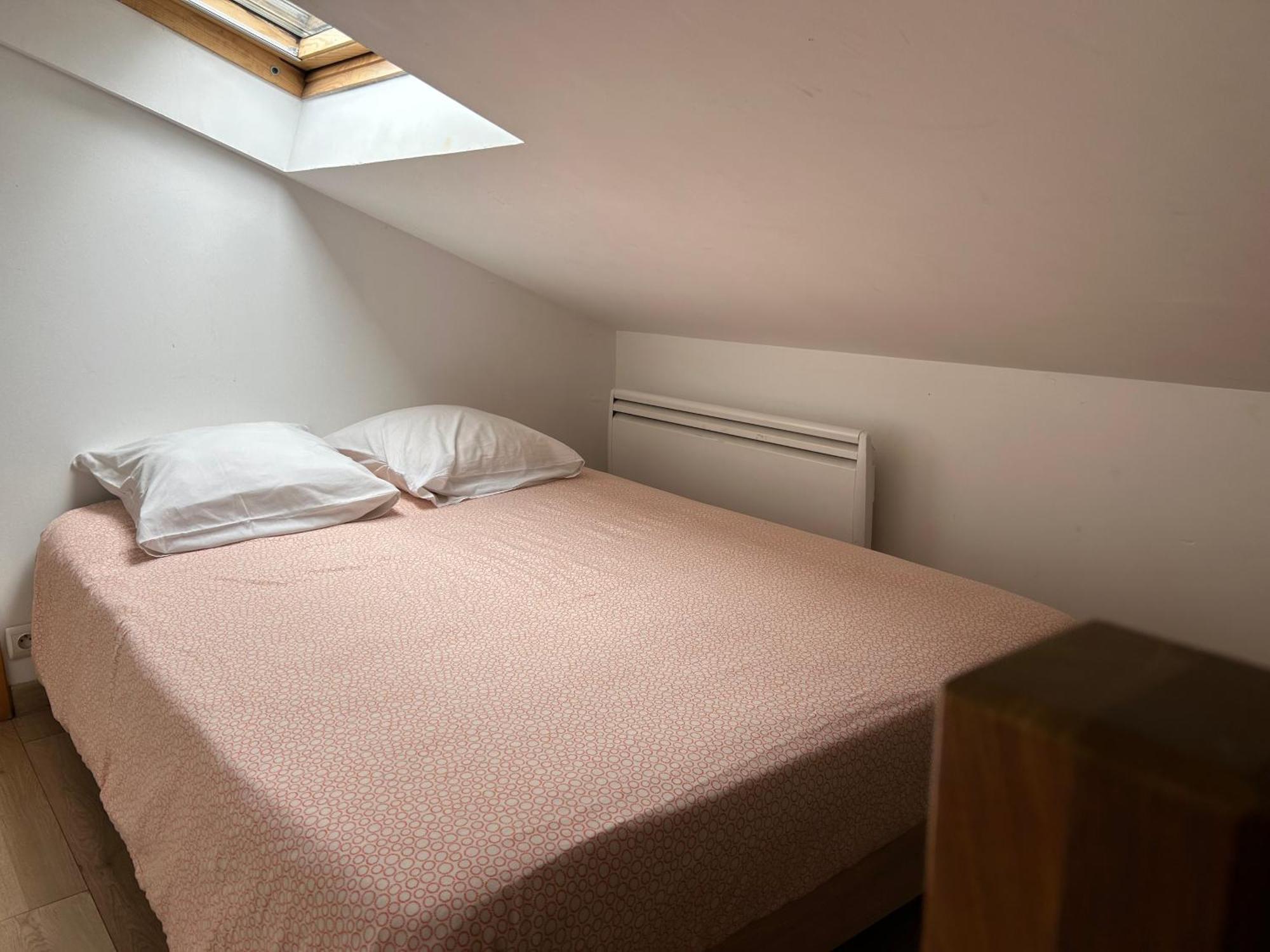 Apartment Paris Eiffel Tower Et Apartments, Parkings Gratuits Et Securises, 10 Minutes Metro To Paris