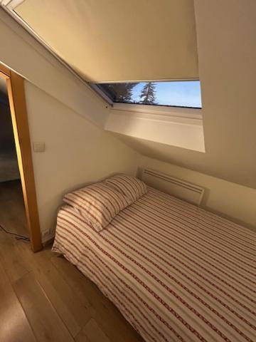 Paris Eiffel Tower Et Apartments, Parkings Gratuits Et Securises, 10 Minutes Metro To Paris Nogent-sur-Marne